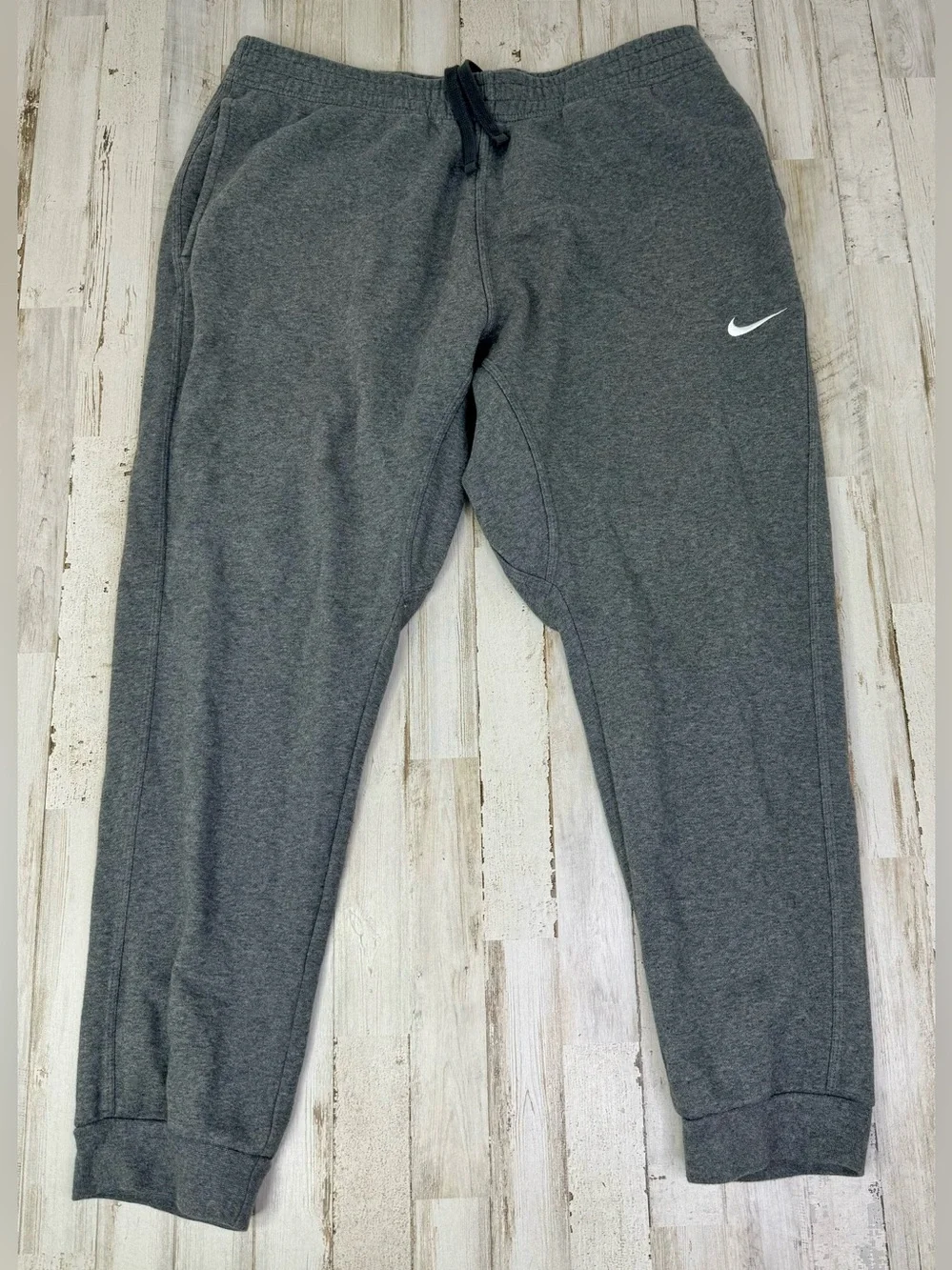 Nike Men's Gray Sweatpants Size 2XL Elastic Waist Activewear